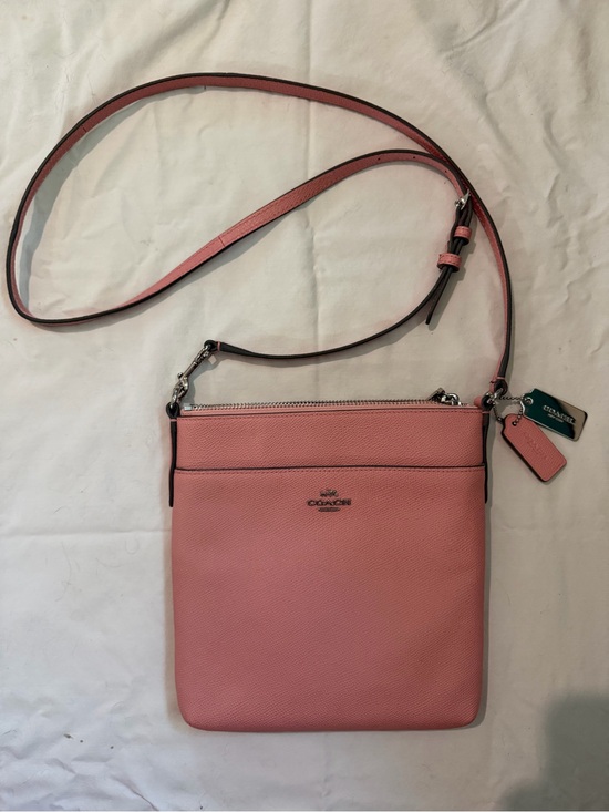 Coach Handbags - Coach NWOT pink crossbody